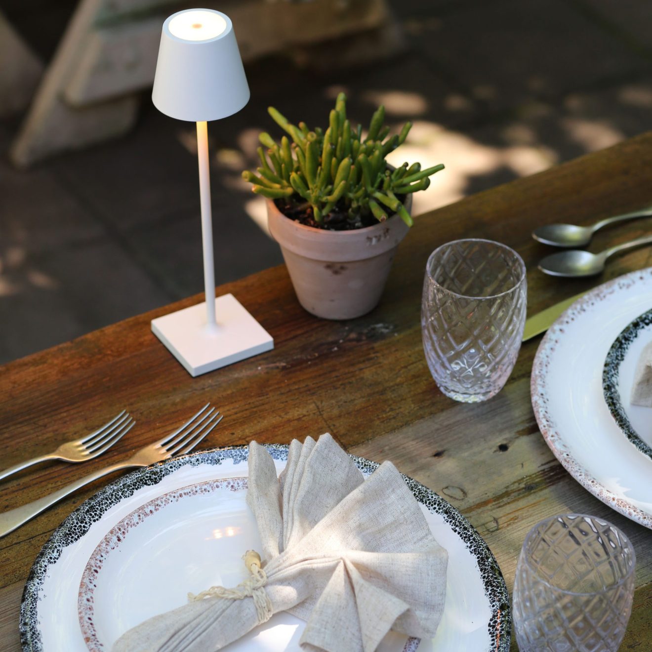 97113450 Tafellamp Poldina Micro Wit 4hr