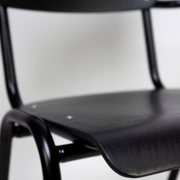 96000770 Skool Armstoel Zwart 6hr