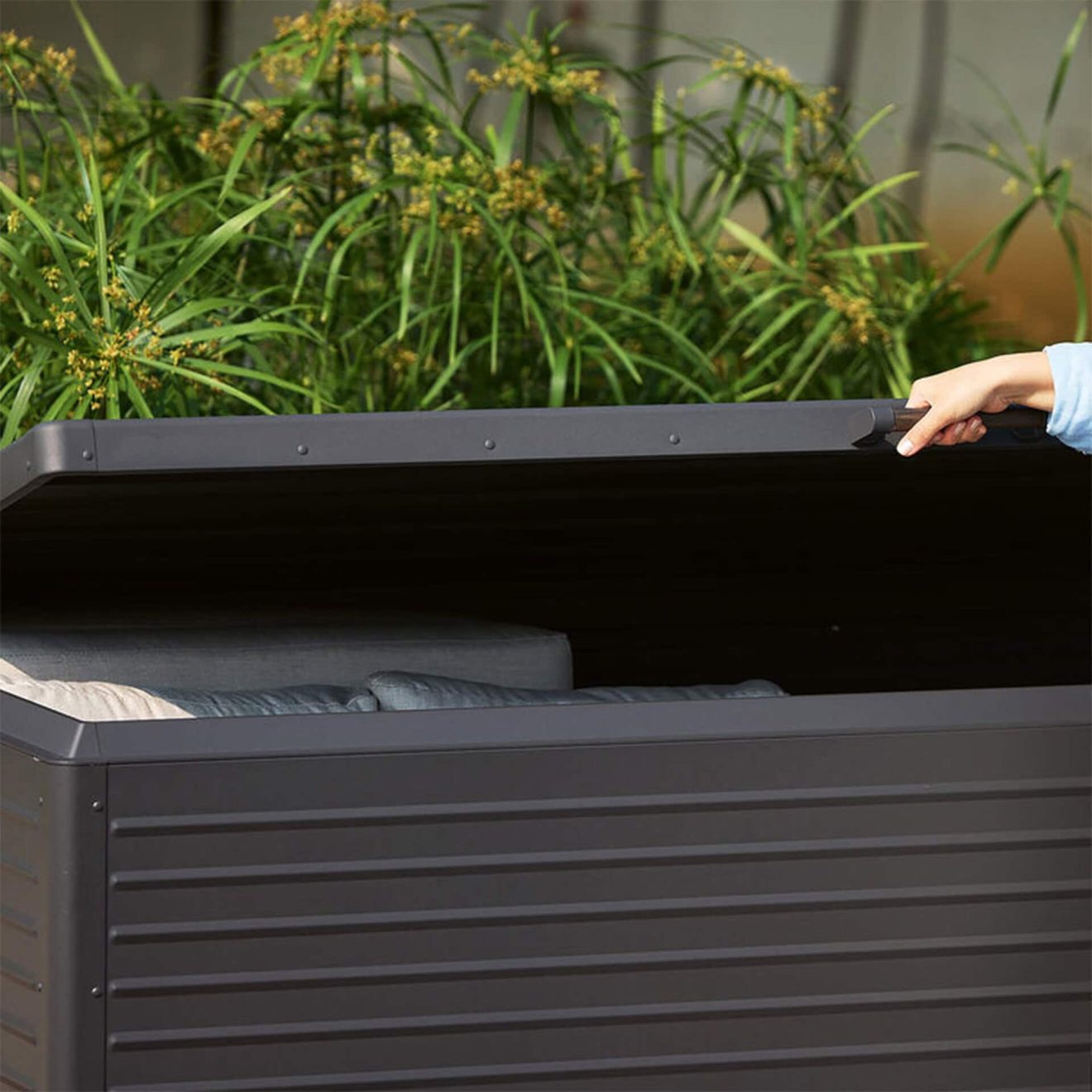 96920200 Trevor Storage Box Black Large 4hr