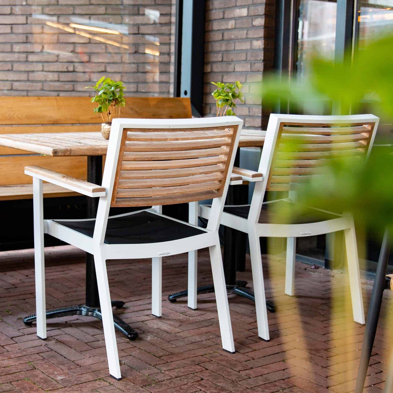 95400972 Terrasstoel York Arm Sfeer 2