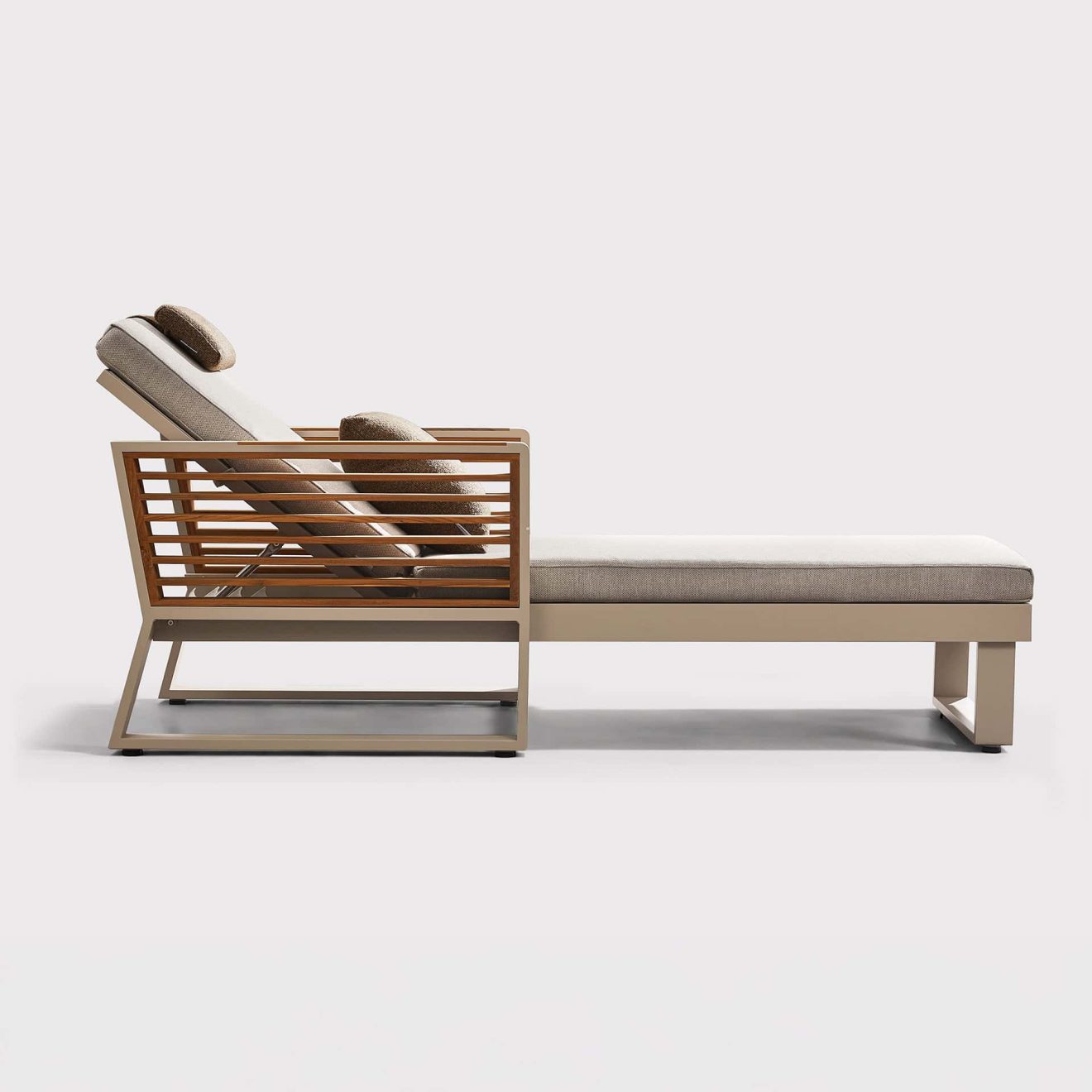 95419600 New York Sunlounger Zand Sfeer 2