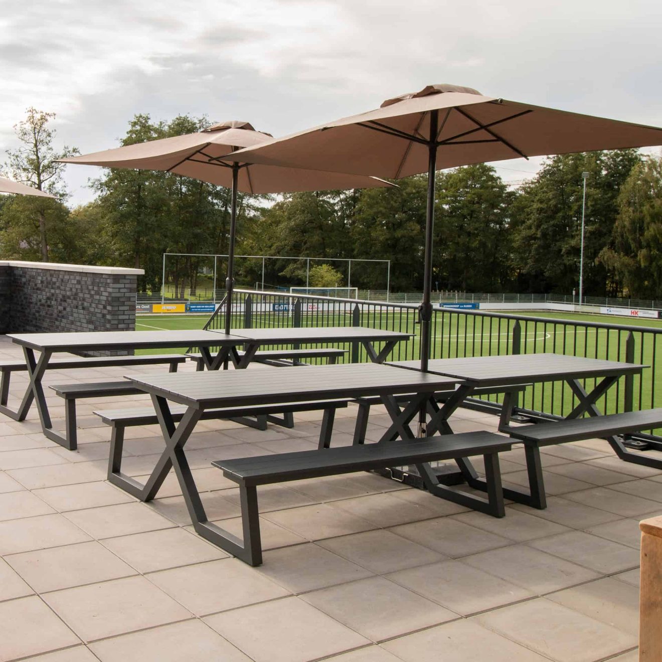 96914086 Parasol Mambo Taupe Sfeer Web 3