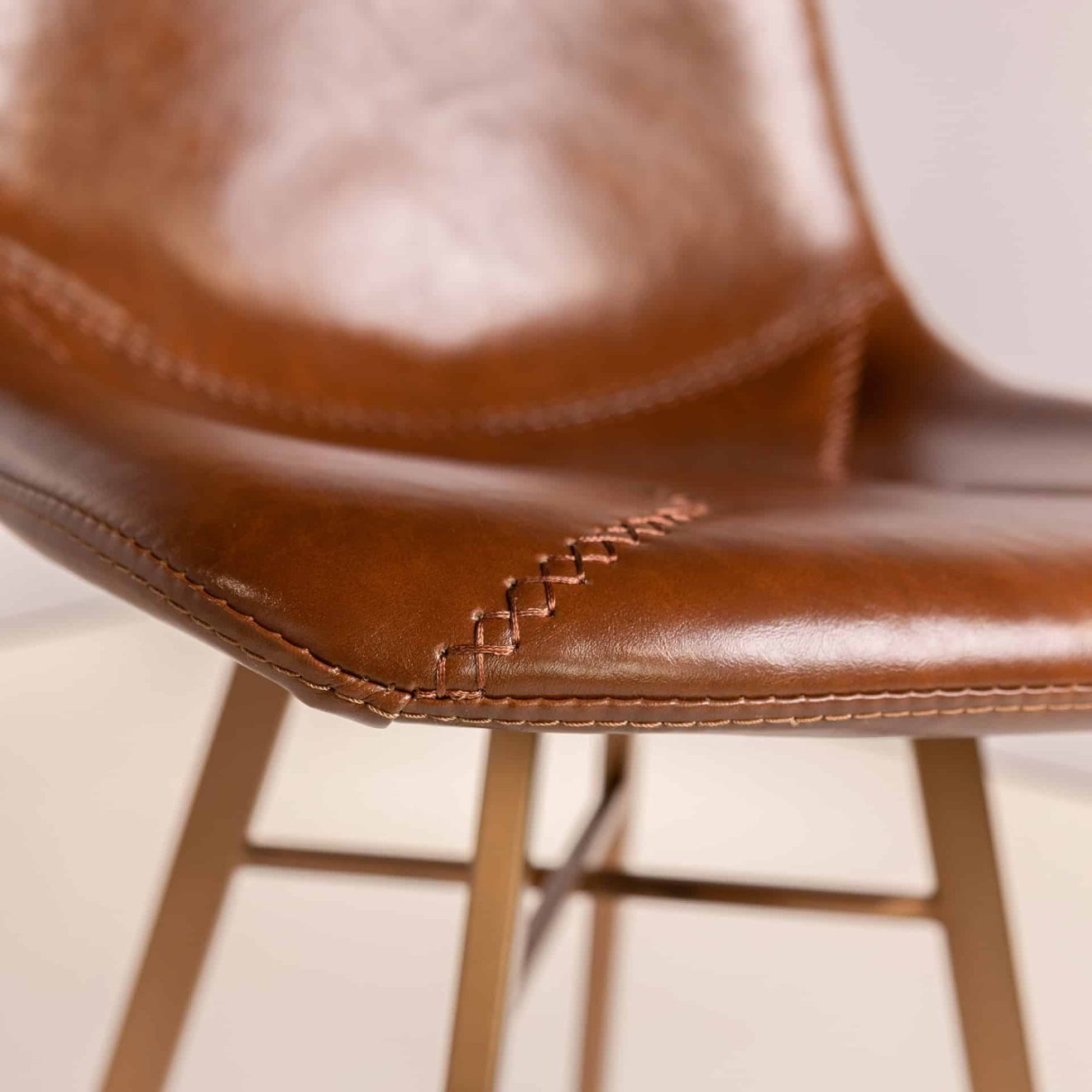 96203910 Charles Barkruk Cognac Koper 5
