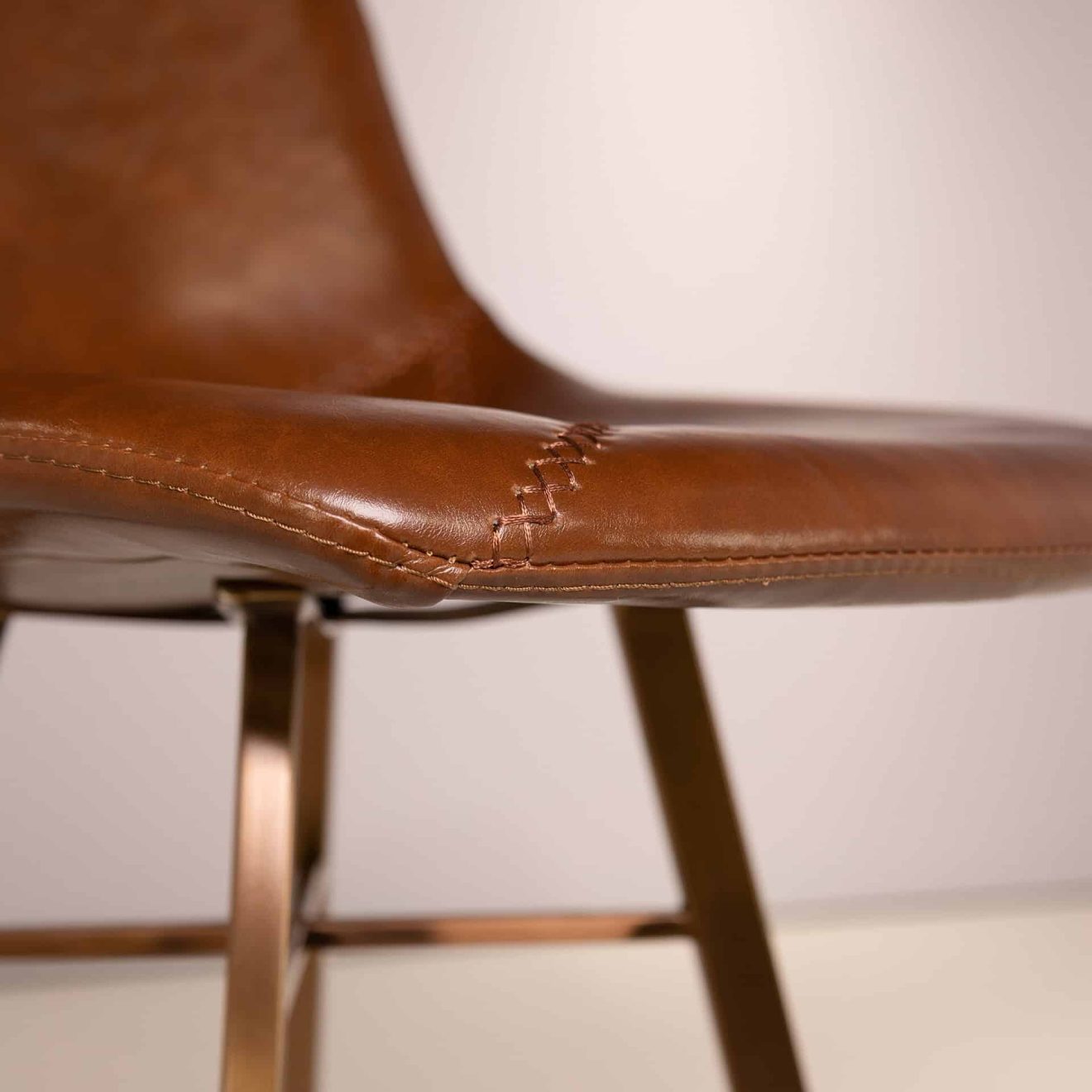 96203910 Charles Barkruk Cognac Koper 8