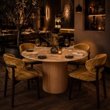 96415190 Bolzano Eettafel ø130 Naturel Marmer Travertine Sfeer 2